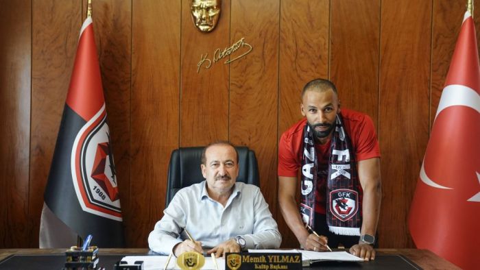 Gaziantep FK'da Nazım Sangare  sürprizi!